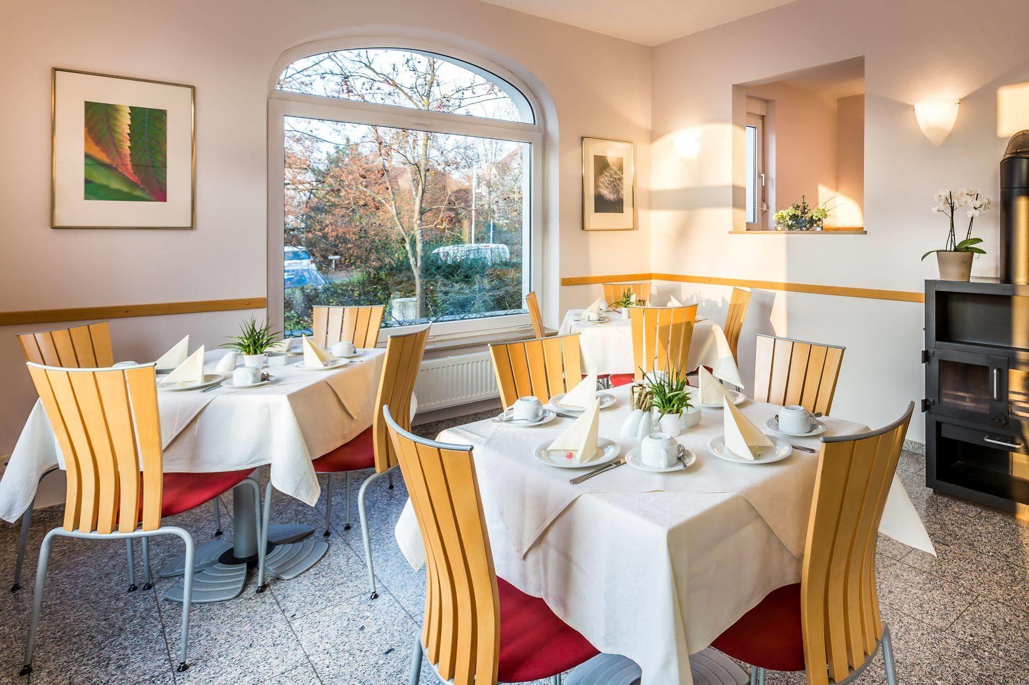 Hotel Am Rokokogarten Veitshöchheim Extérieur photo
